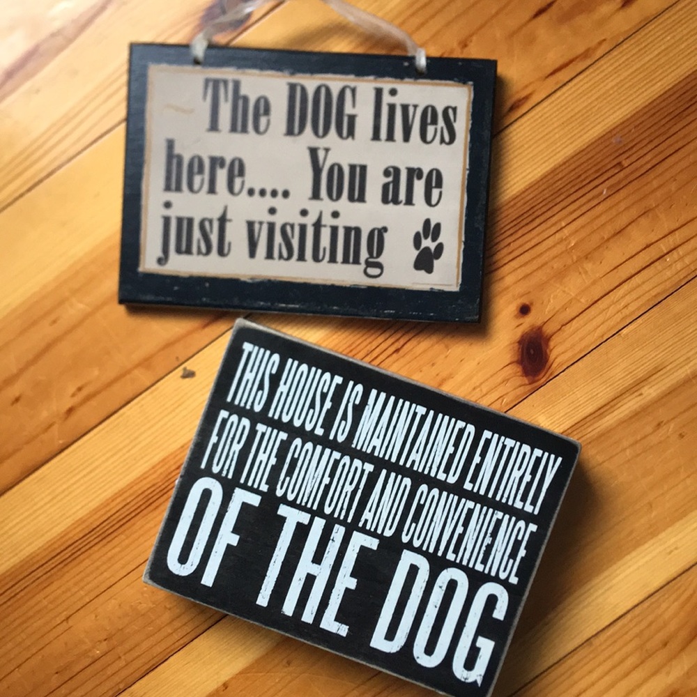 Wood signs 🐶